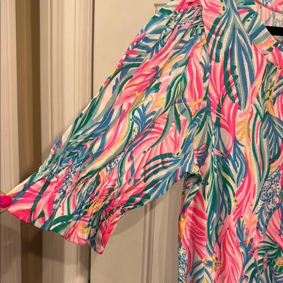 Lilly Pulitzer Adley Short Sleeve Dress in Sea Turtle Soirée, NWT - Picture 4 of 5